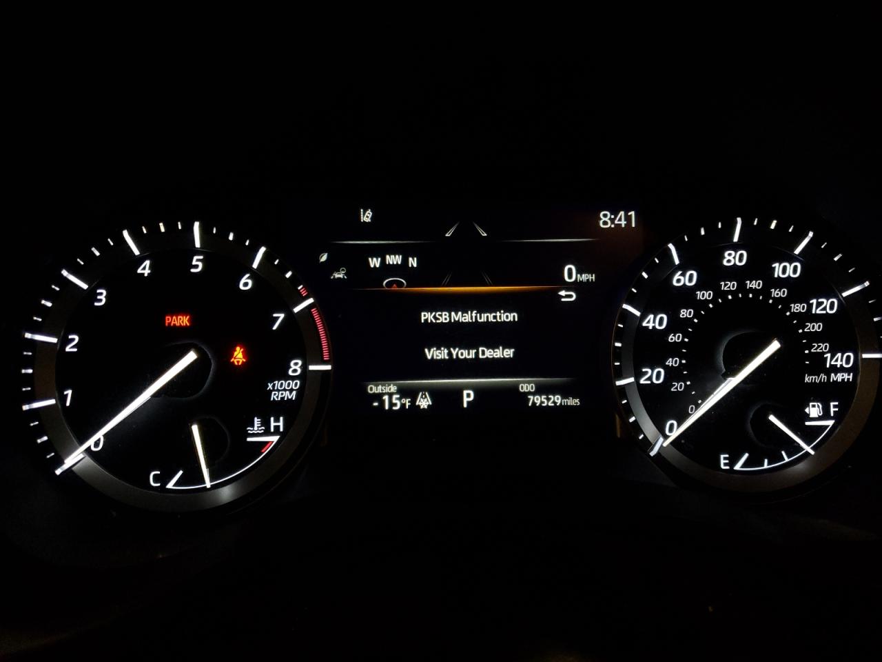 2021 Toyota Highlander - Image 9