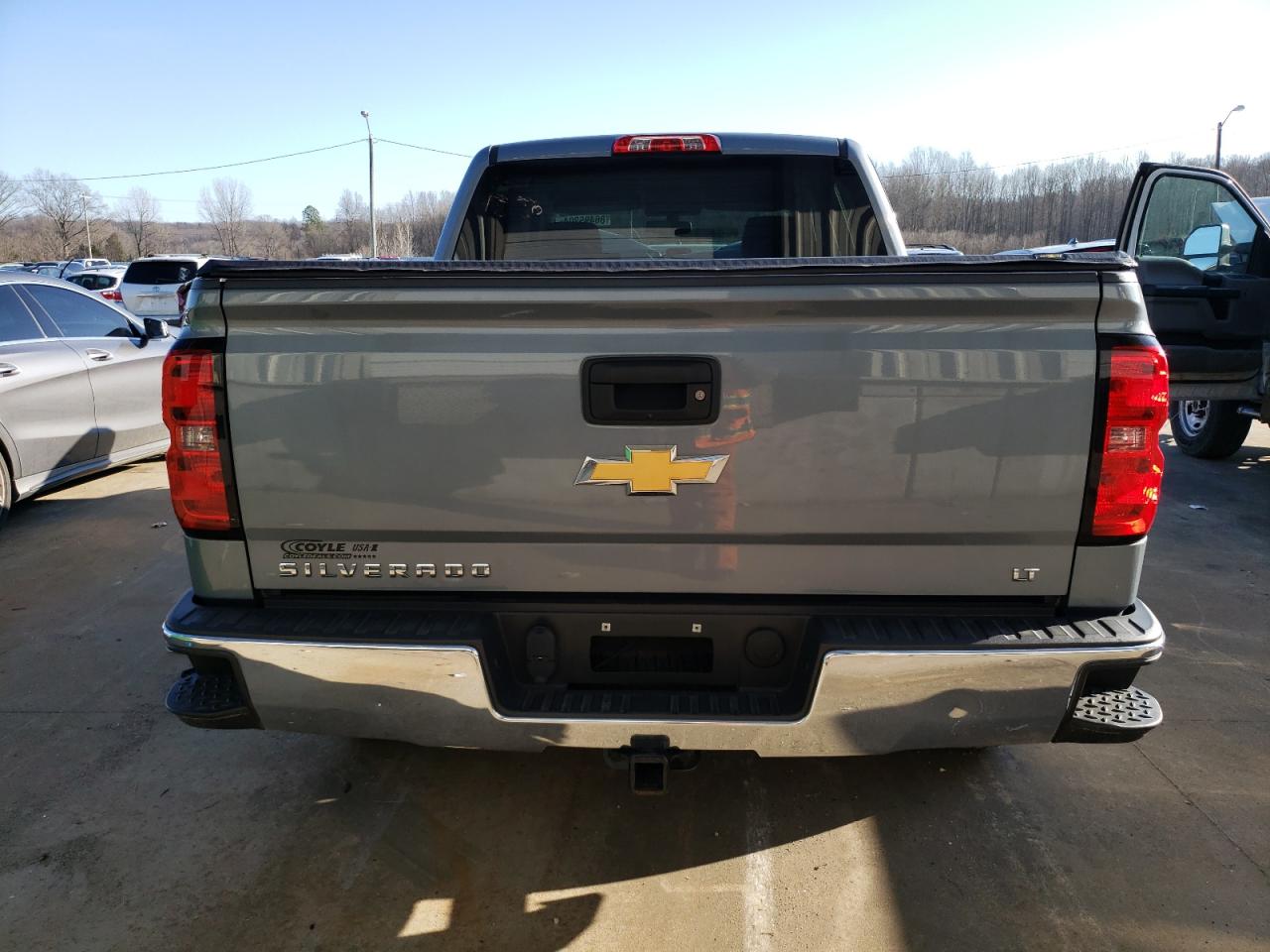 2015 Chevrolet Silverado - Image 6