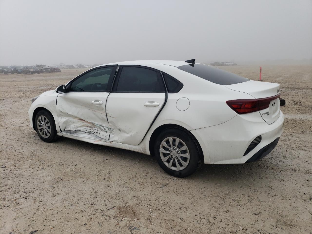 2023 Kia Forte - Image 2