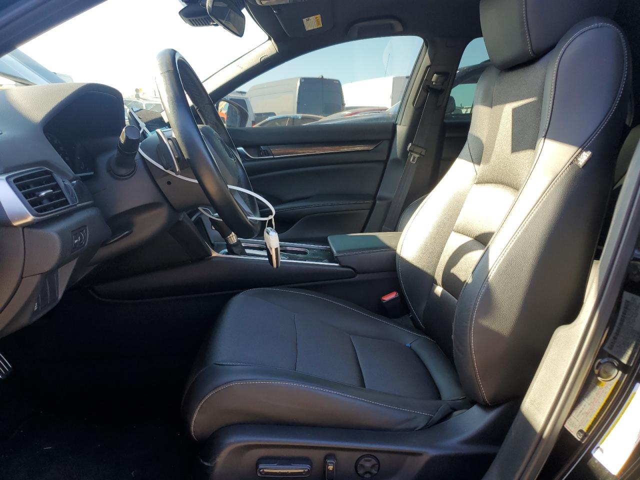 2022 Honda Accord - Image 7