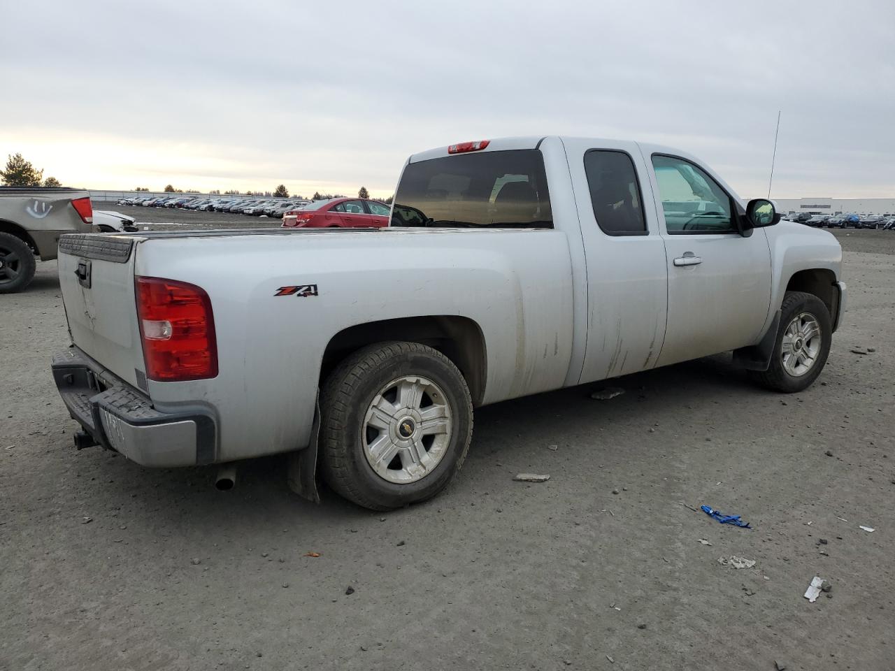 2012 Chevrolet Silverado - Image 3