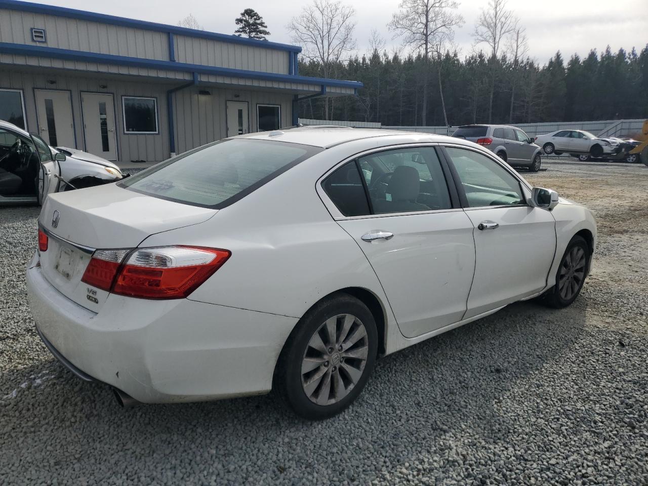 2013 Honda Accord - Image 3
