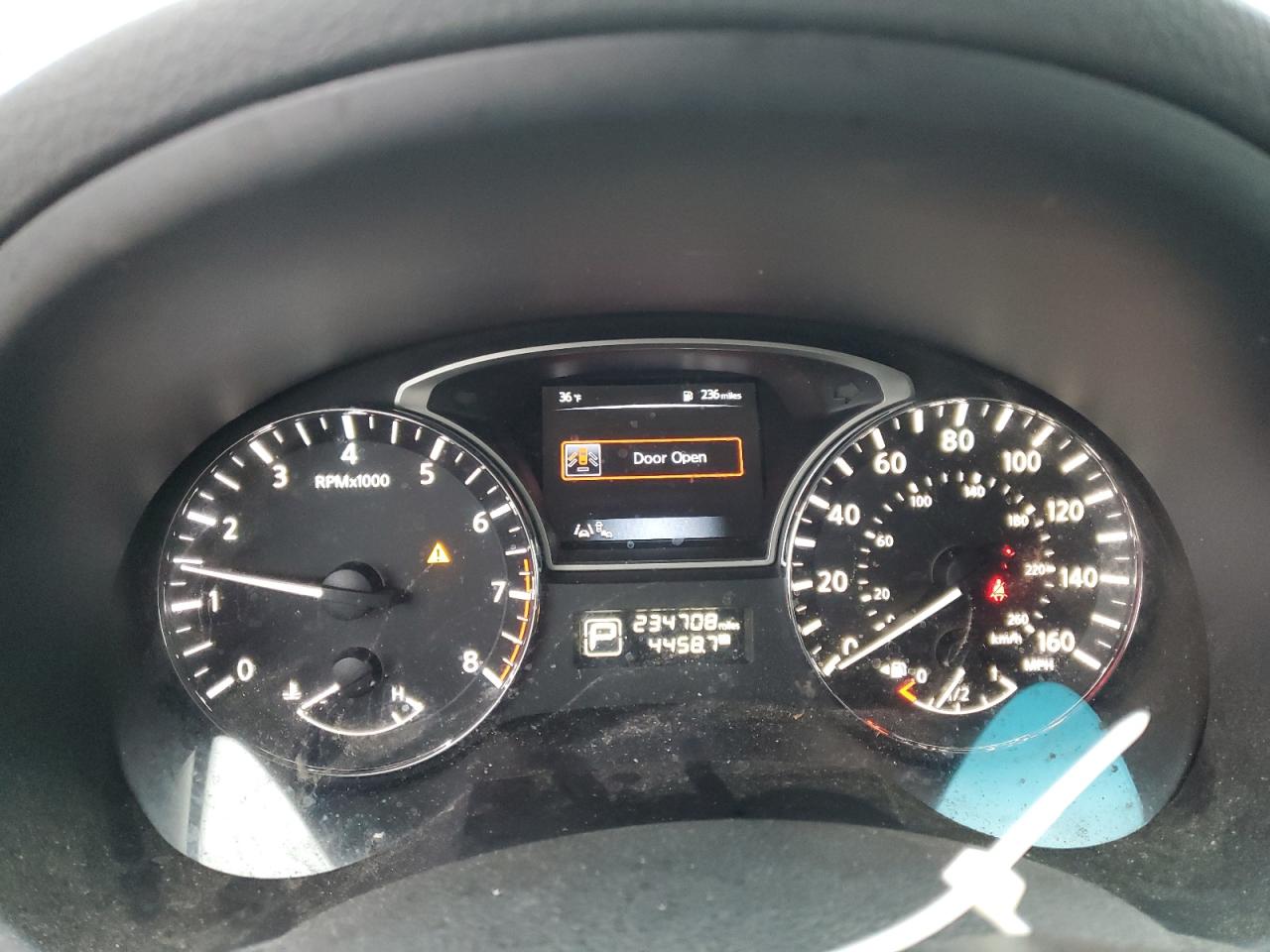 2015 Nissan Altima - Image 9