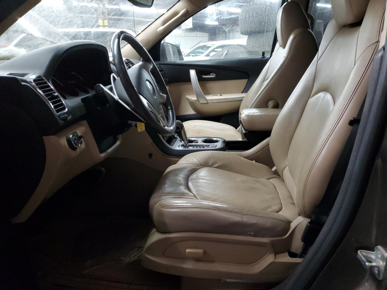 2010 GMC Acadia - Image 7