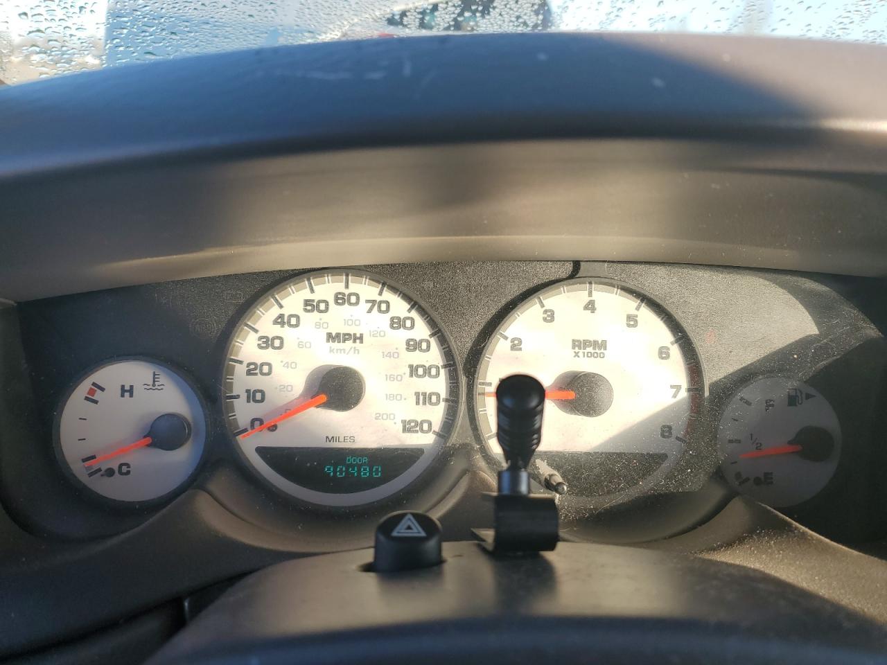 2005 Dodge Neon - Image 9