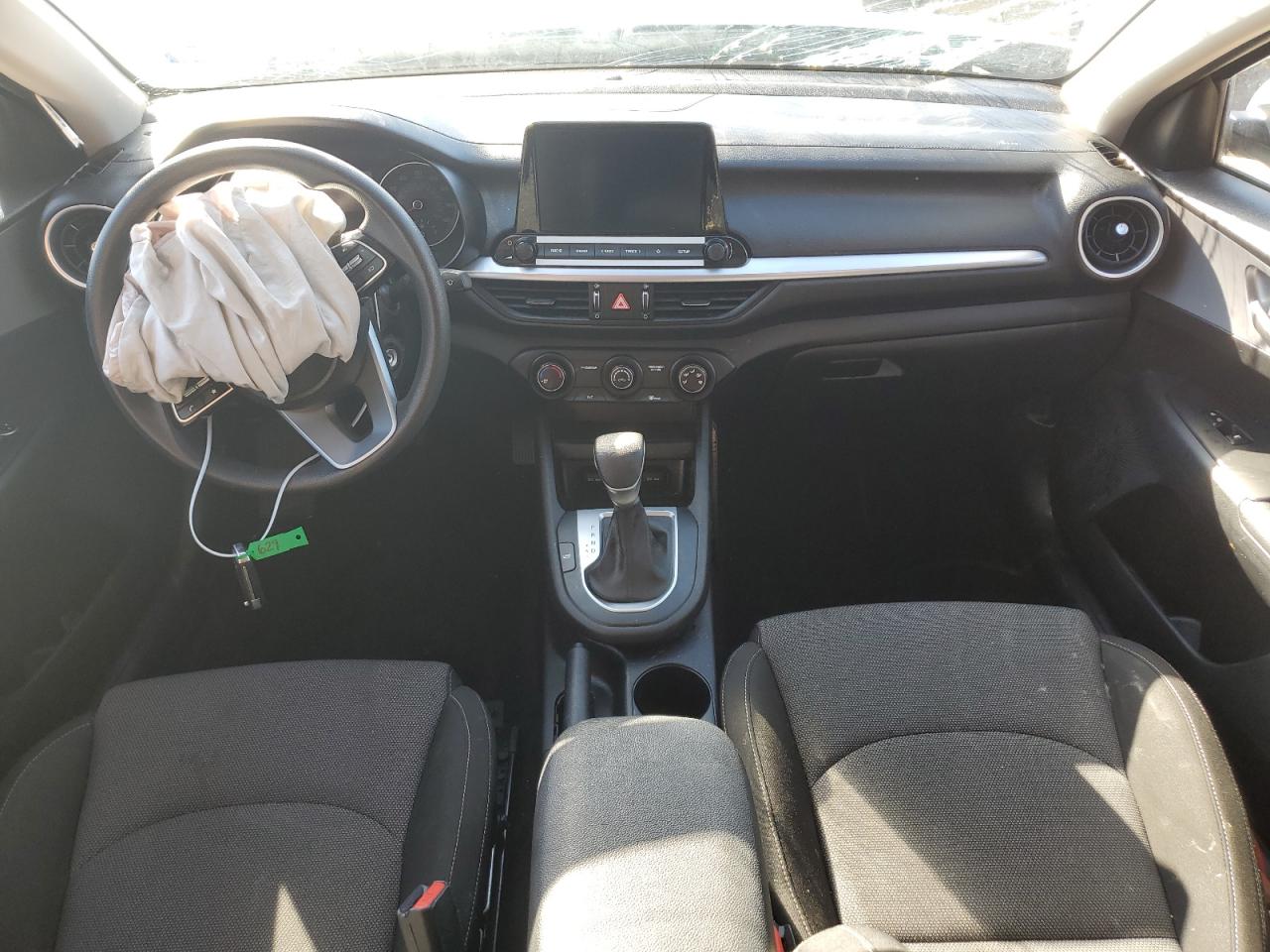 2023 Kia Forte - Image 8