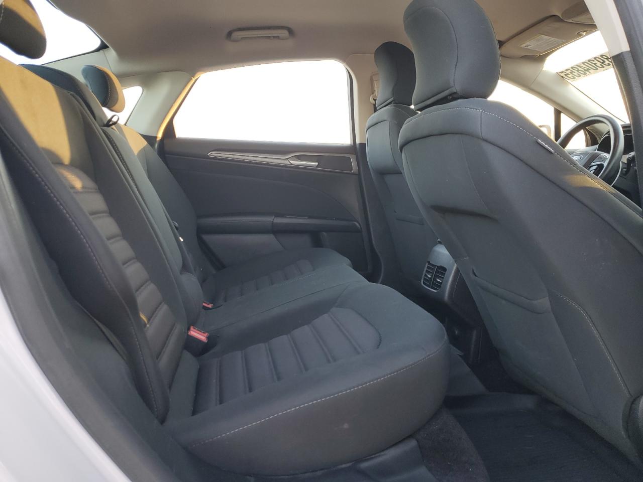 2017 Ford Fusion - Image 10