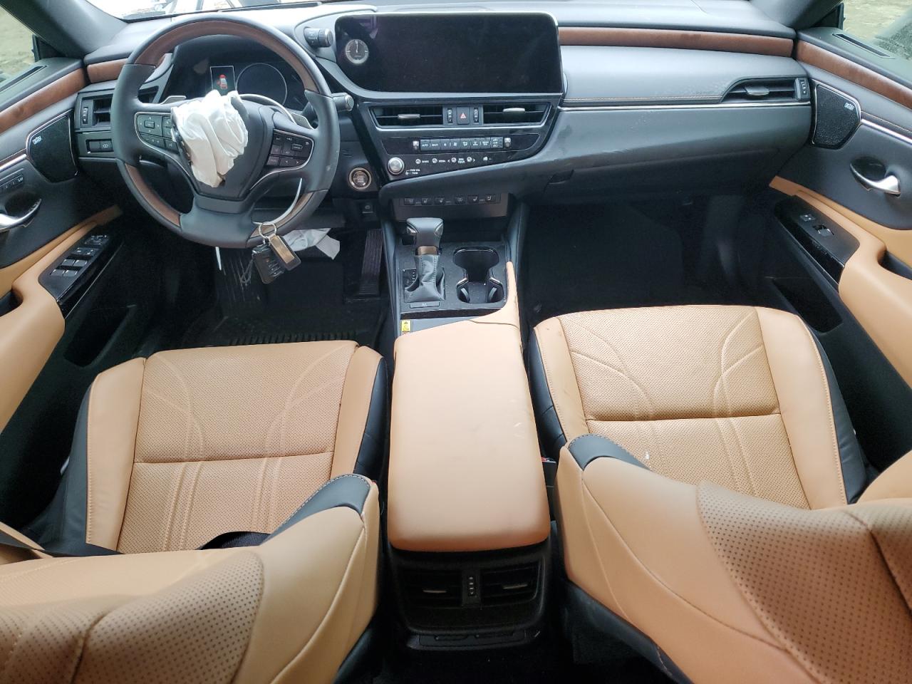 2024 Lexus ES - Image 8