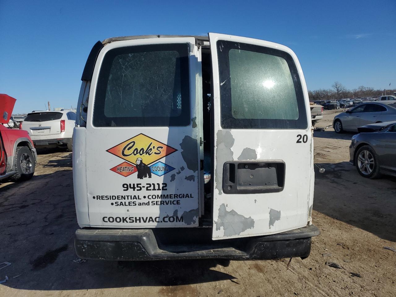2005 Chevrolet Express - Image 6