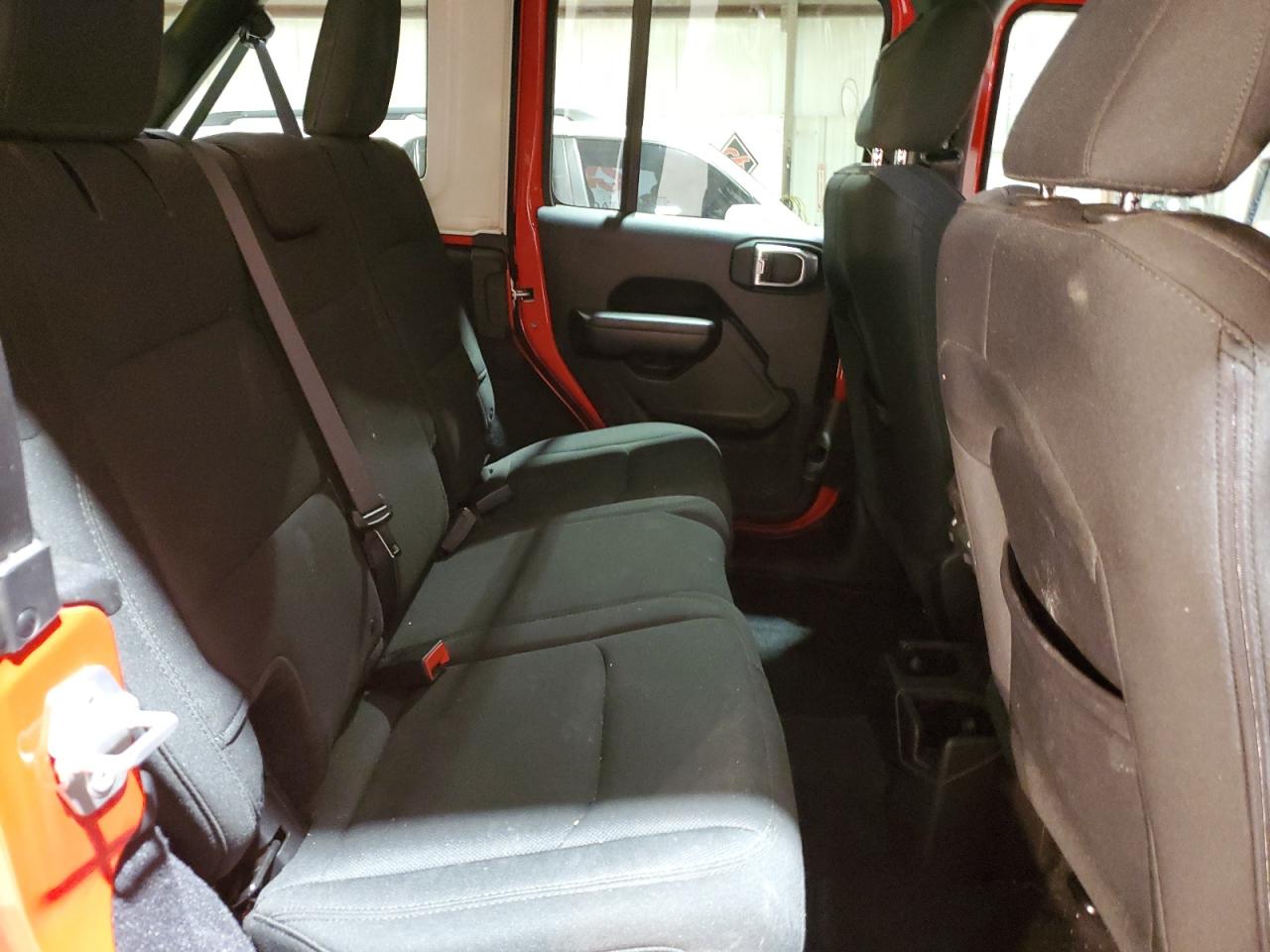 2018 Jeep Wrangler - Image 10
