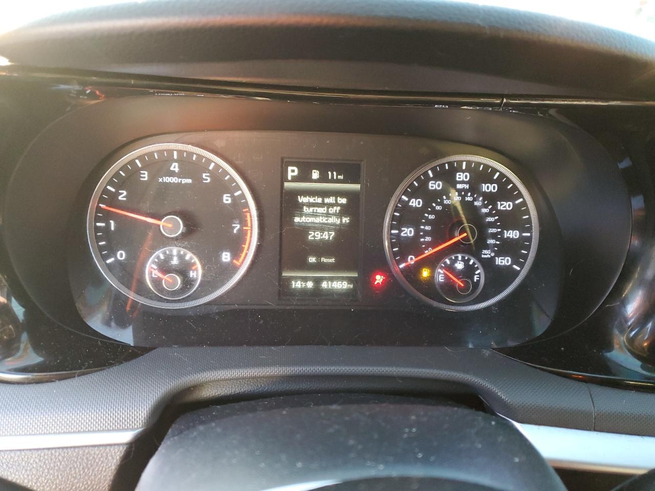 2022 Kia K5 - Image 9