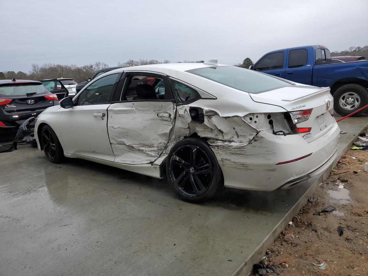 2020 Honda Accord - Image 2