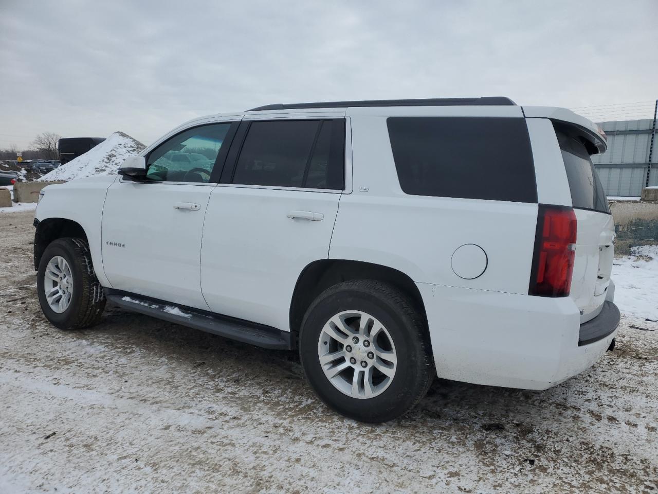 2016 Chevrolet Tahoe - Image 2