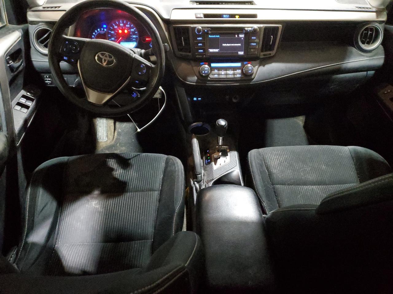 2015 Toyota RAV 4 - Image 8
