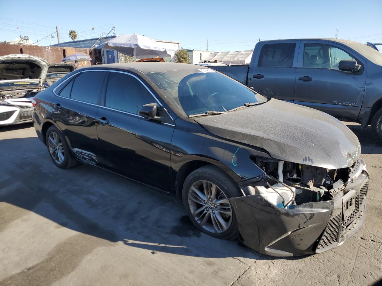 VIN 4T1BF1FK7GU605198 2016 TOYOTA CAMRY no.4