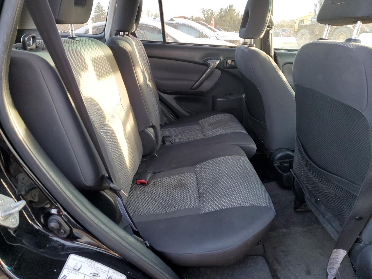 2005 Toyota RAV 4 - Image 11