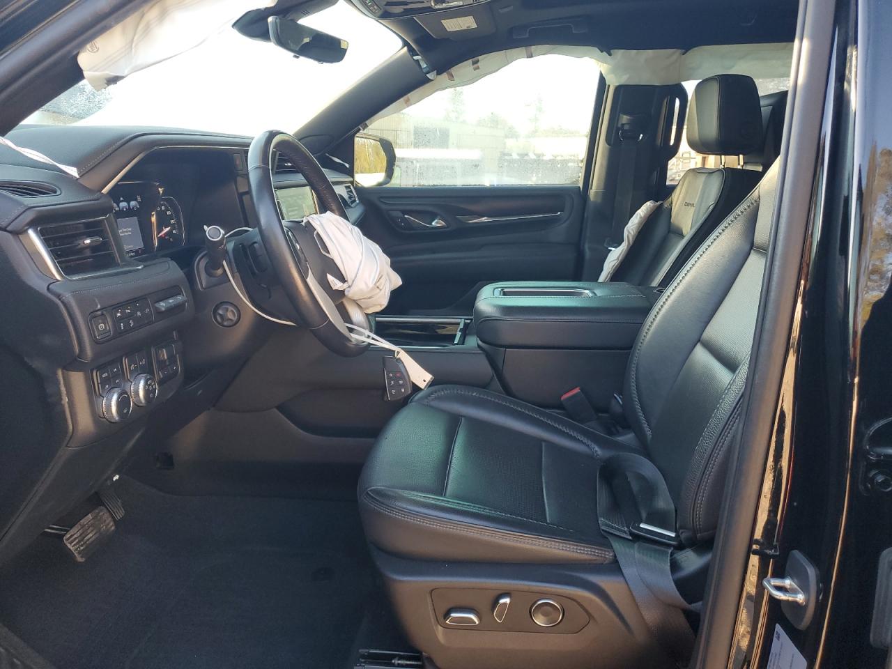 2021 GMC Yukon - Image 7