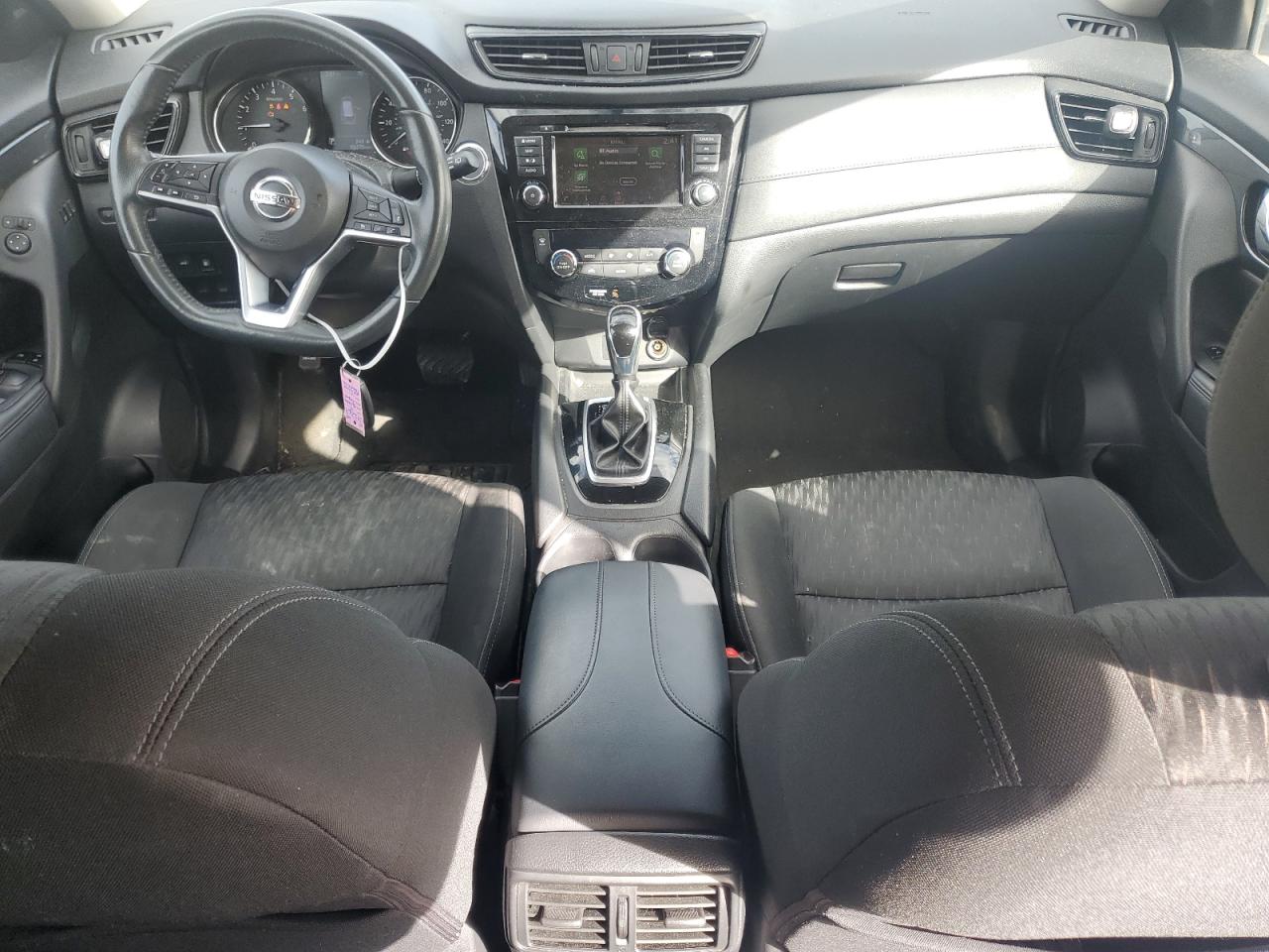 2018 Nissan Rogue - Image 8