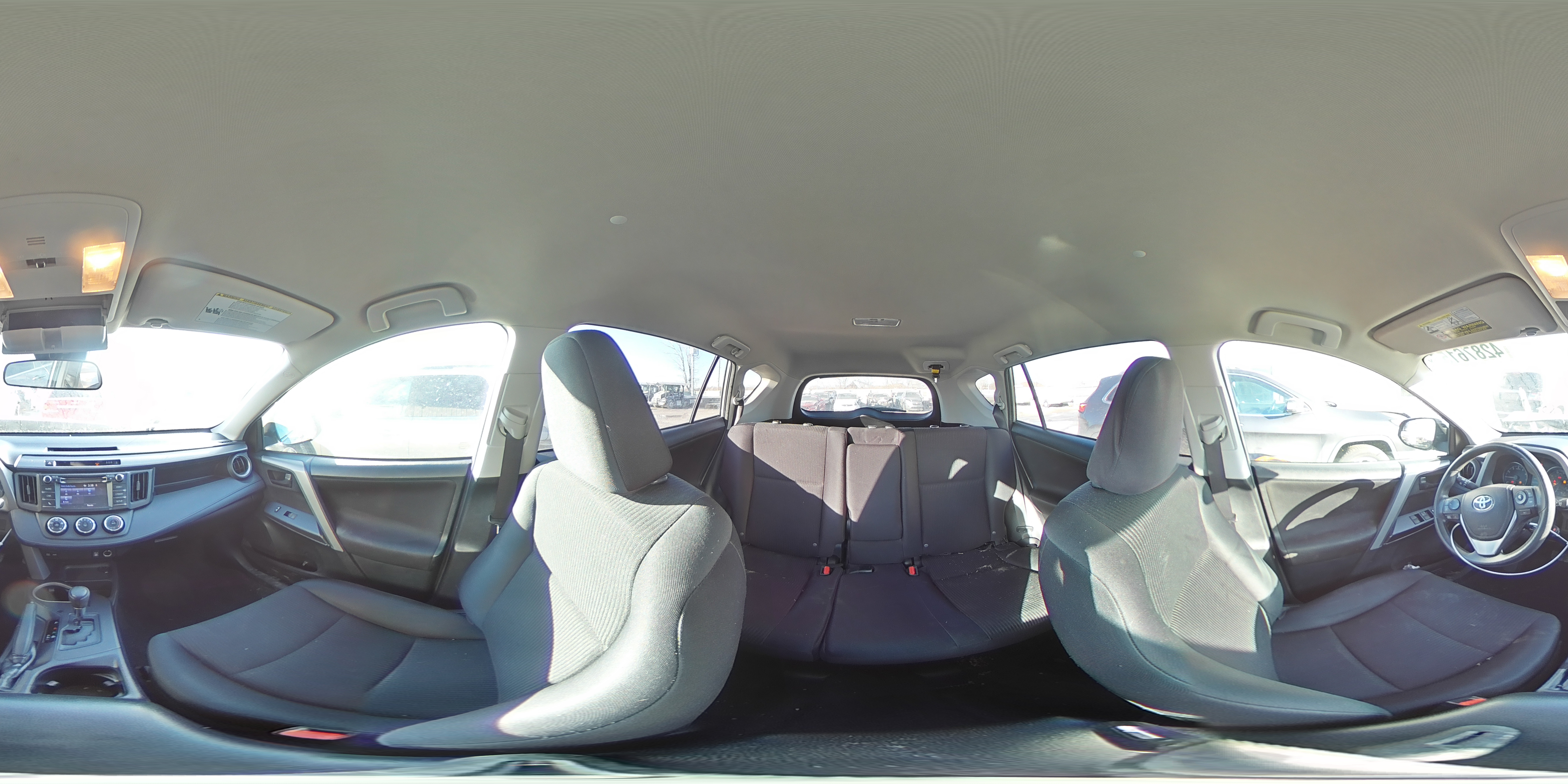 2017 Toyota RAV 4 - Image 14