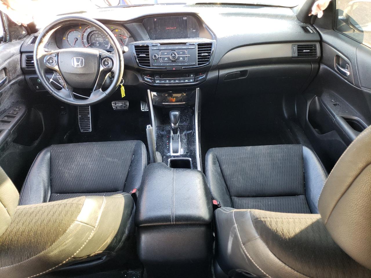 2017 Honda Accord - Image 8