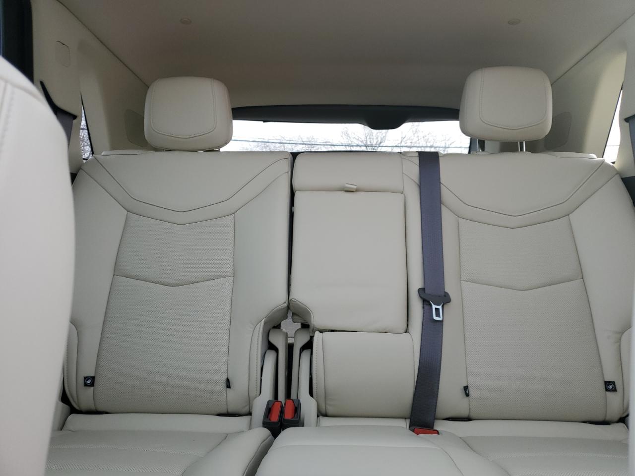 2020 Cadillac XT5 - Image 10