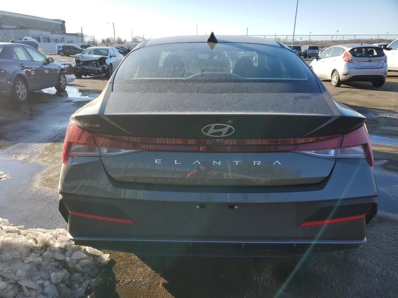 2024 Hyundai Elantra - Image 6