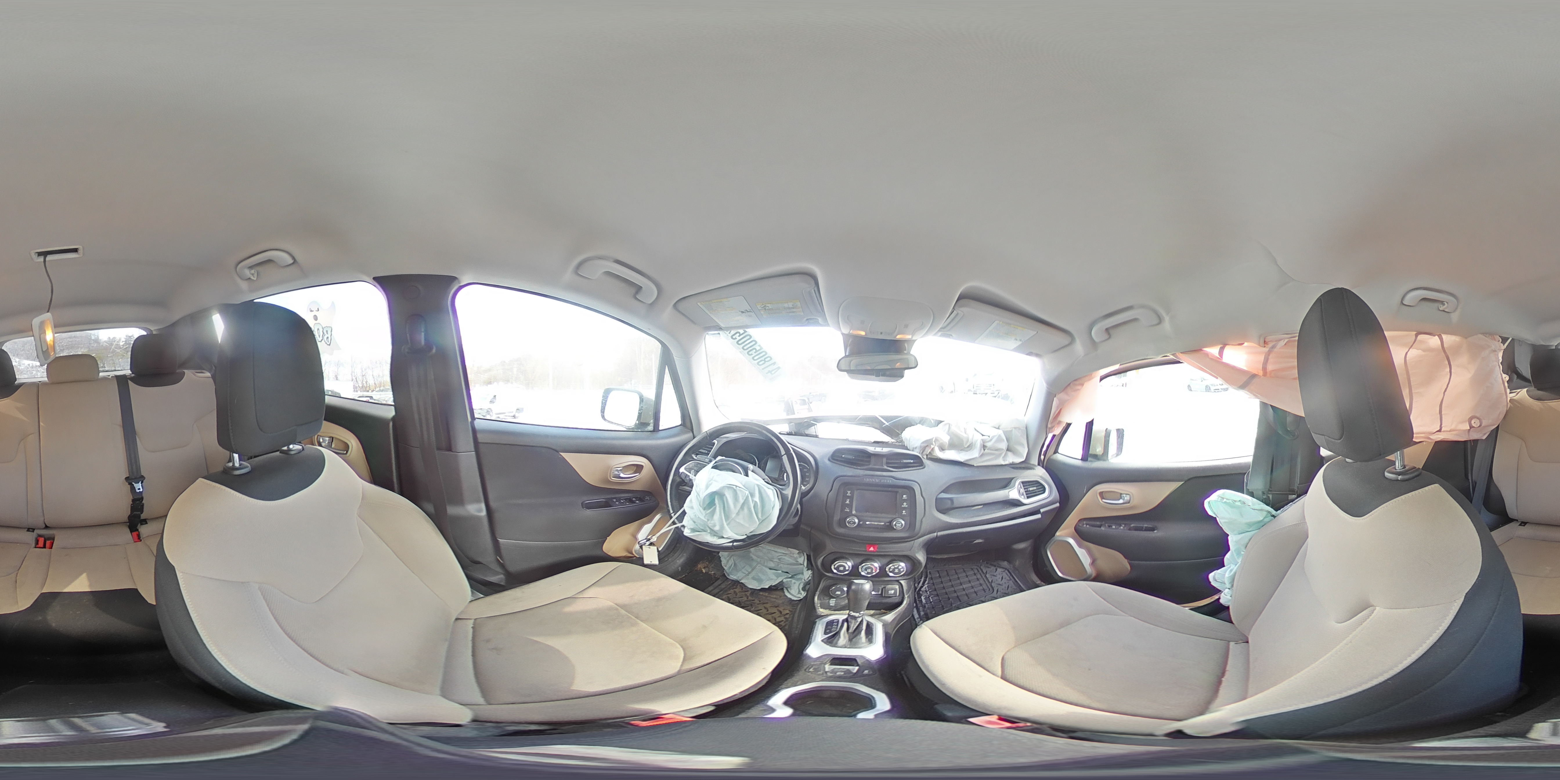 2016 Jeep Renegade - Image 14