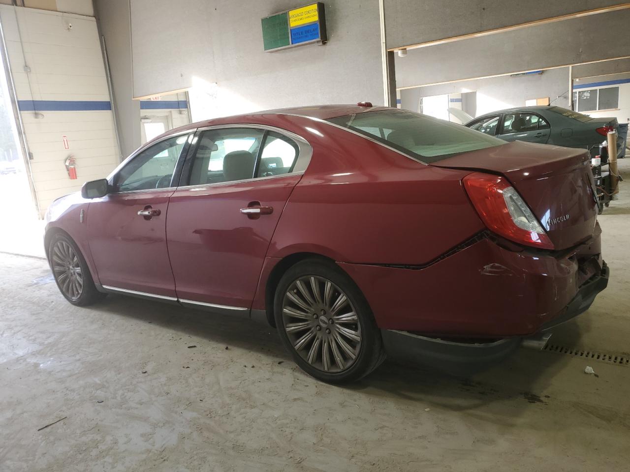 2013 Lincoln MKS - Image 2
