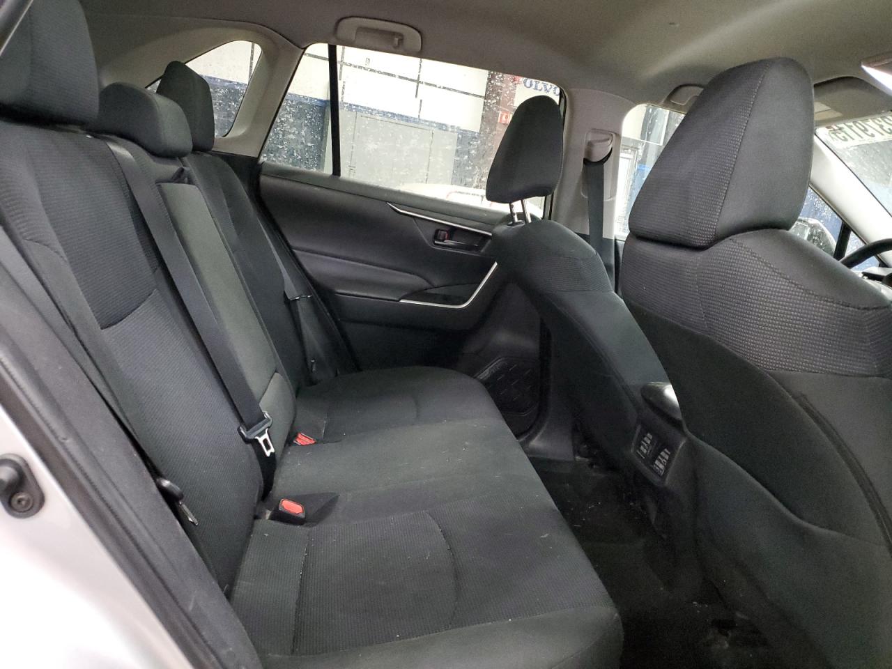 2023 Toyota RAV 4 - Image 11