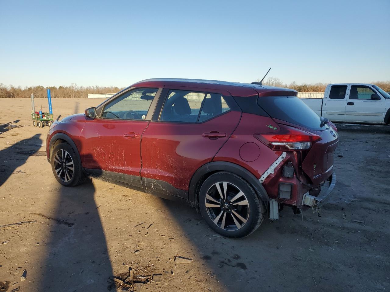 2020 Nissan Kicks - Image 2