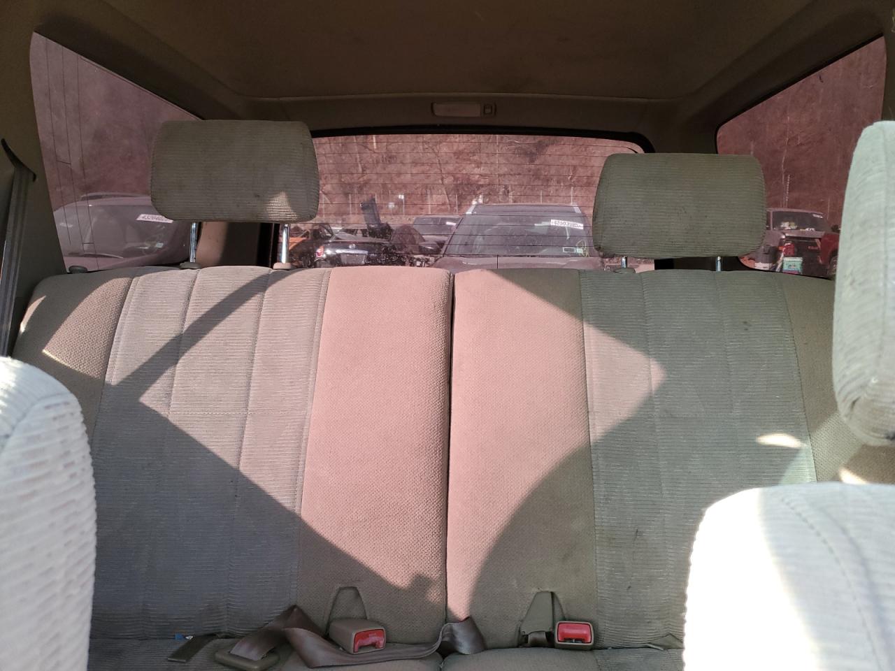 2000 Toyota 4Runner - Image 10