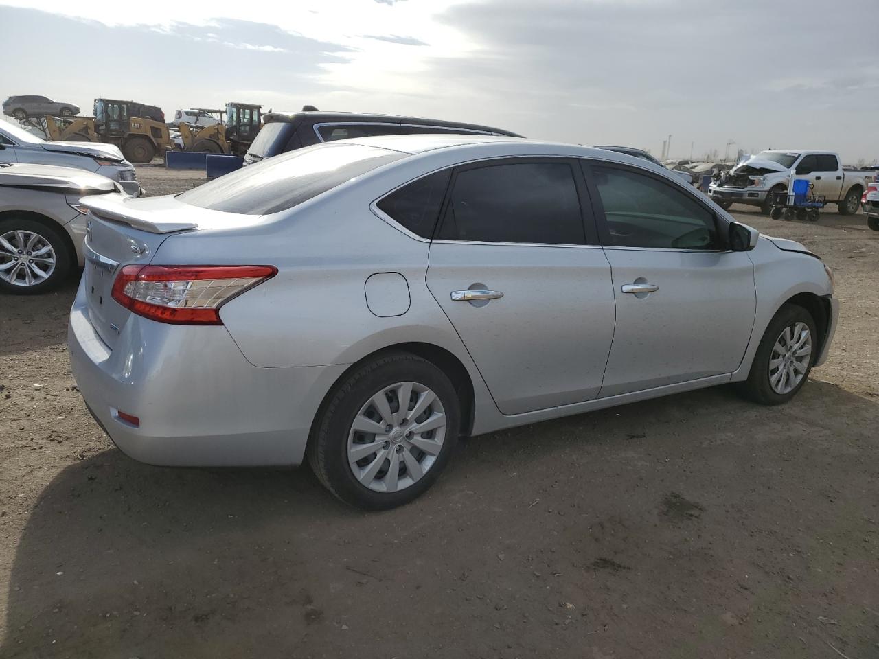 2013 Nissan Sentra - Image 3