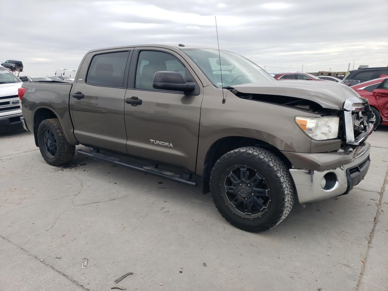 2013 Toyota Tundra - Image 4