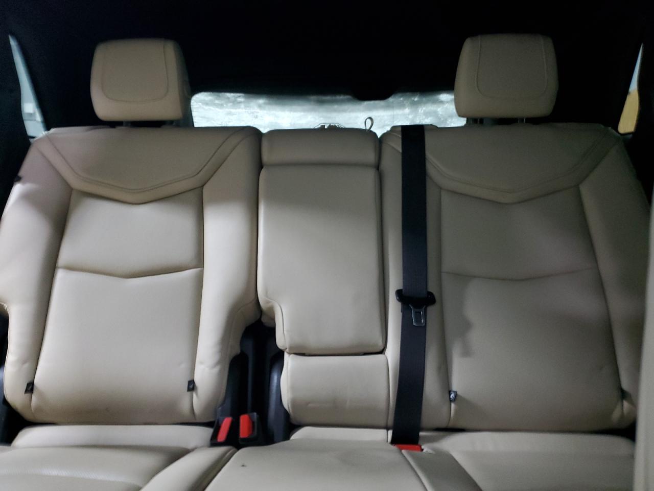 2018 Cadillac XT5 - Image 10