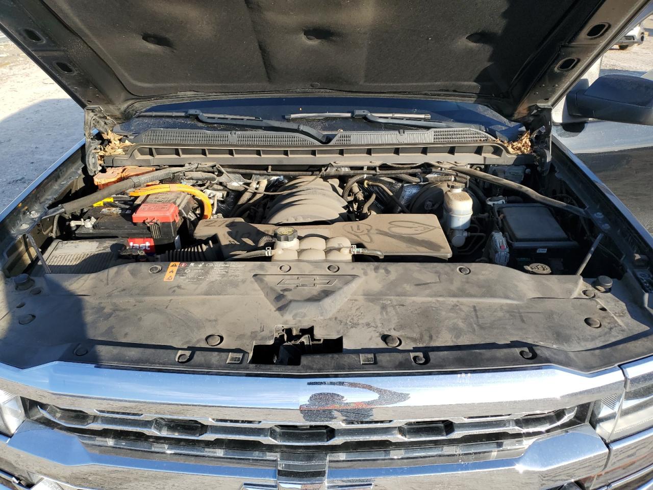 2018 Chevrolet Silverado - Image 12