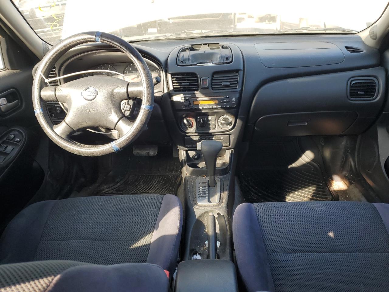 2005 Nissan Sentra - Image 8
