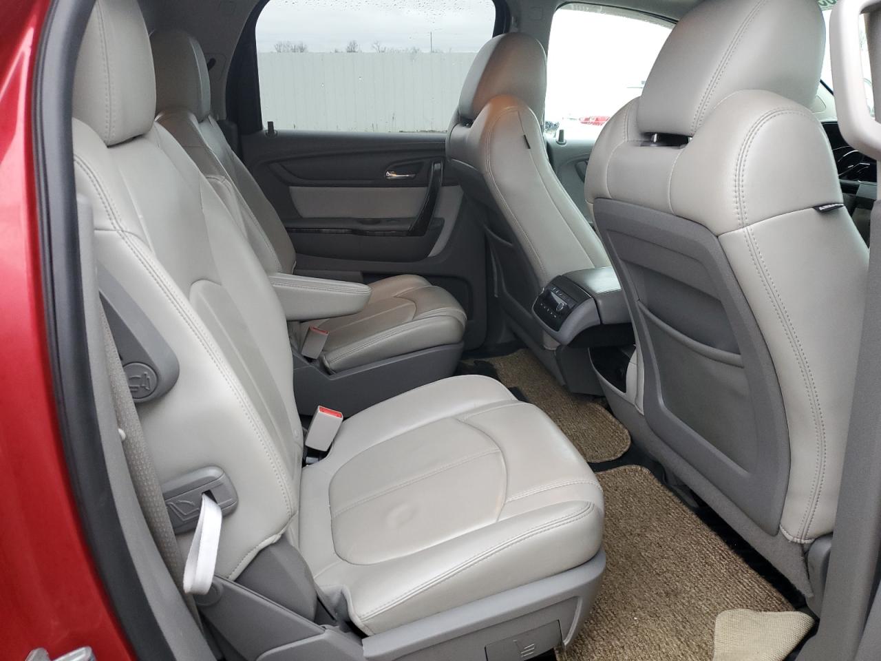 2013 GMC Acadia - Image 11