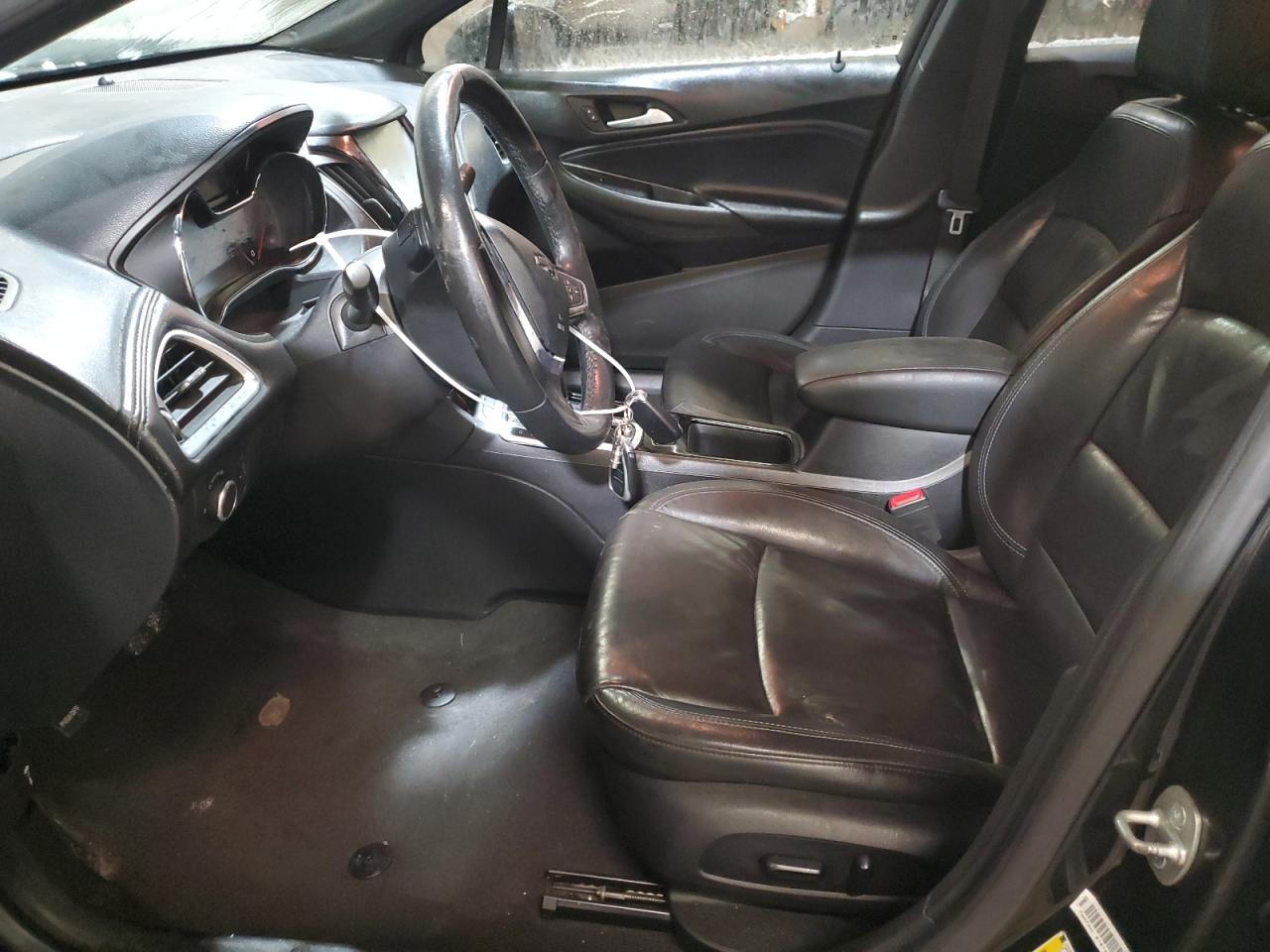 2018 Chevrolet Cruze - Image 7