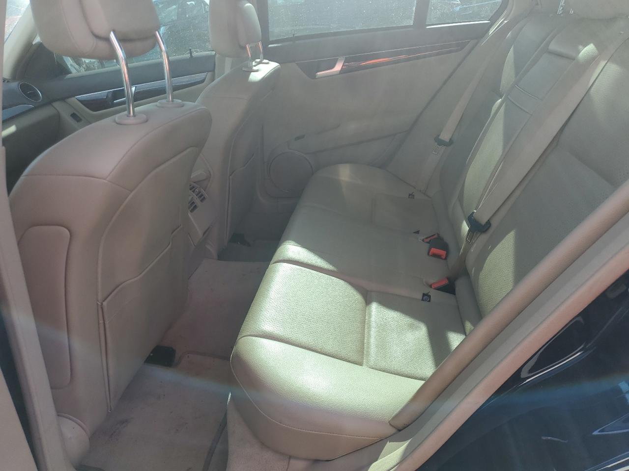 2014 Mercedes-Benz C-klasse - Image 10