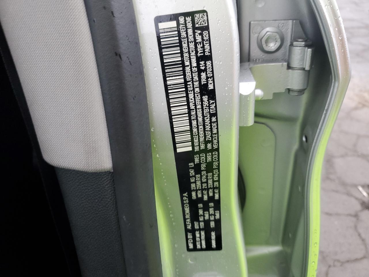 2018 Alfa Romeo Stelvio - Image 14