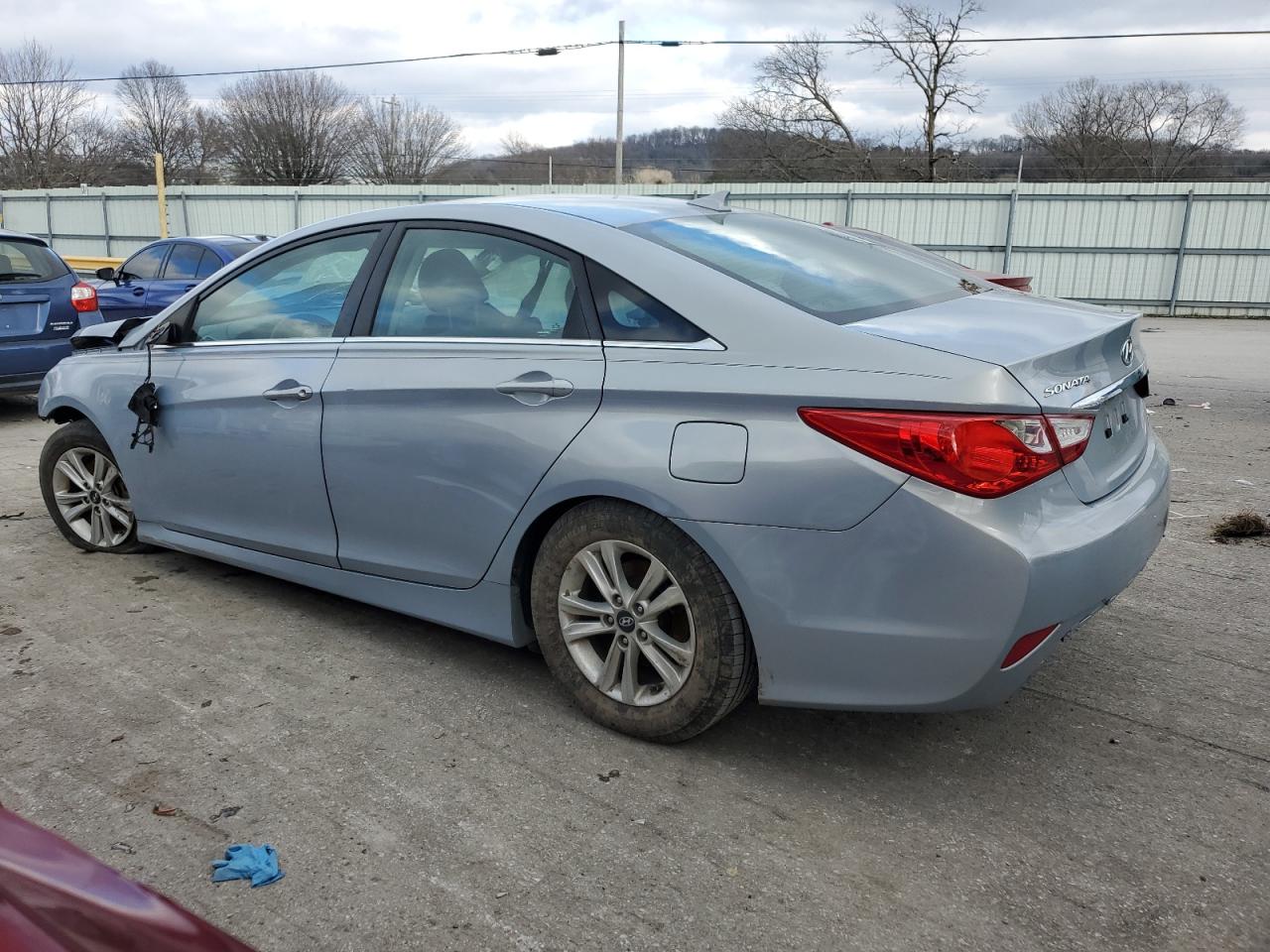 VIN 5NPEB4ACXEH823917 2014 HYUNDAI SONATA no.2