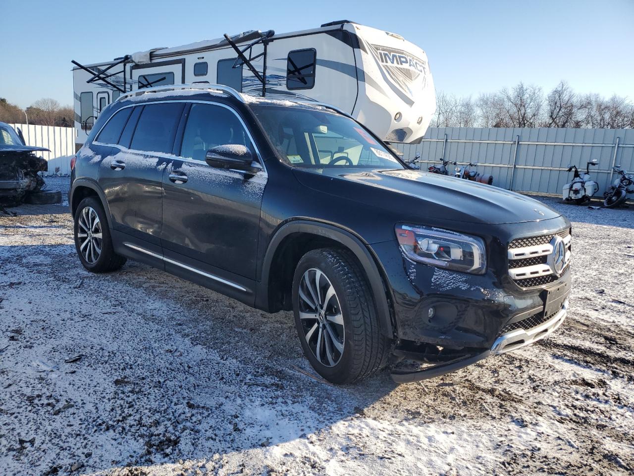 2023 Mercedes-Benz GLB - Image 4