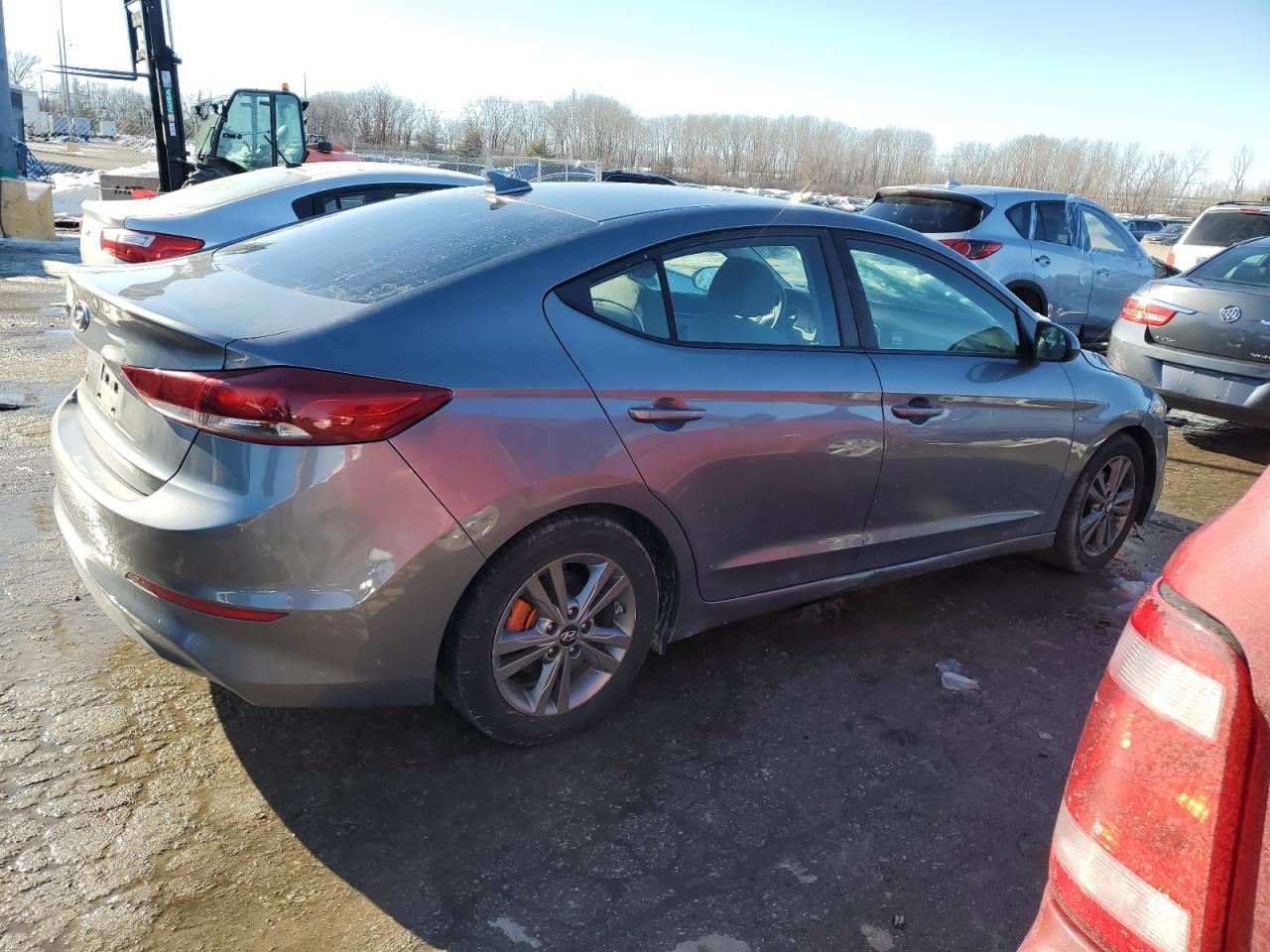 2018 Hyundai Elantra - Image 3