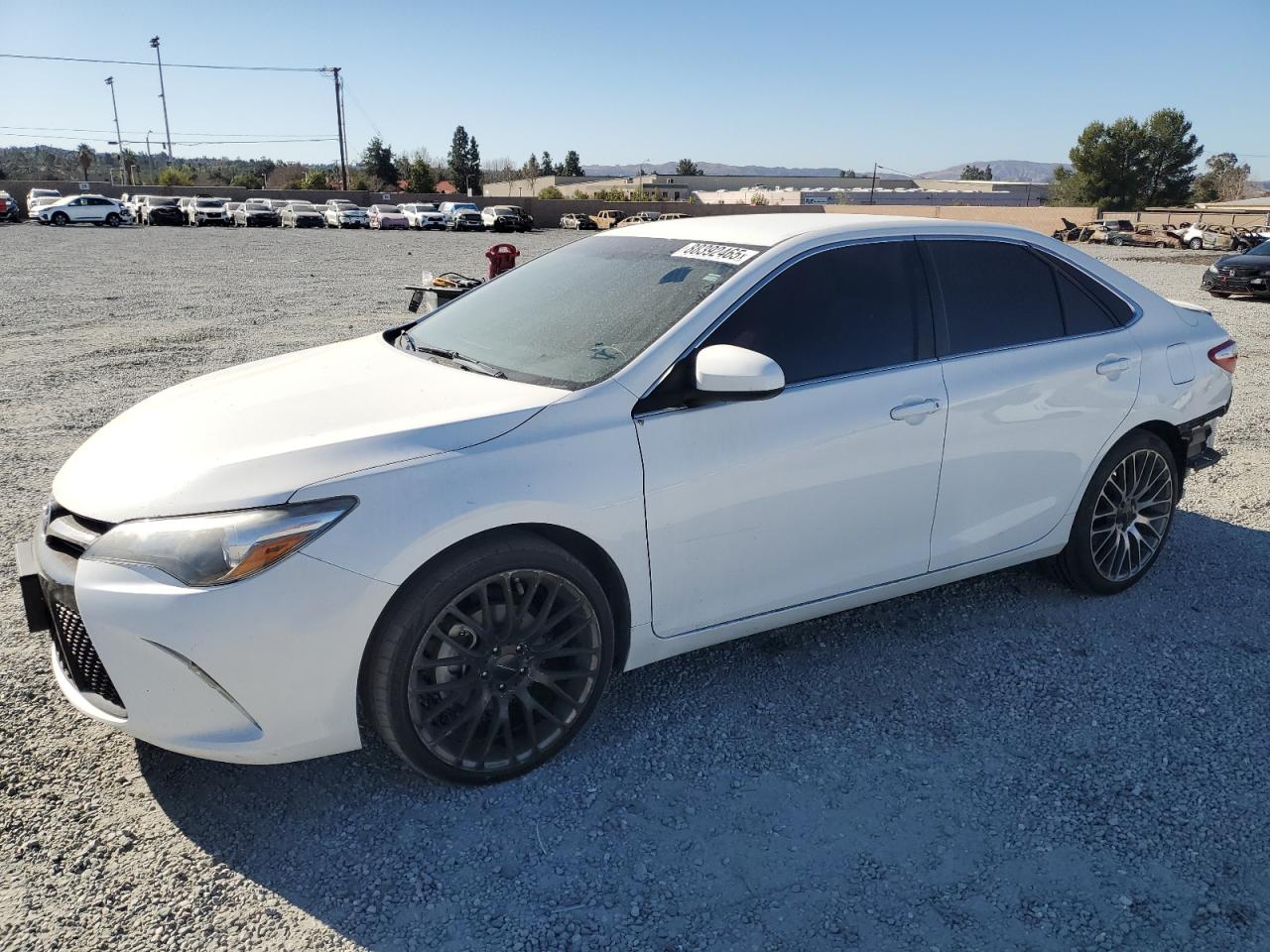 VIN 4T1BF1FK9GU218457 2016 TOYOTA CAMRY no.1