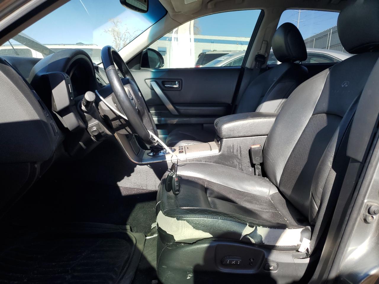 2006 Infiniti FX - Image 7