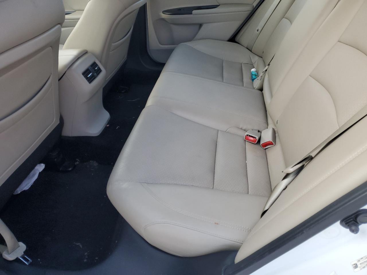 2014 Honda Accord - Image 10