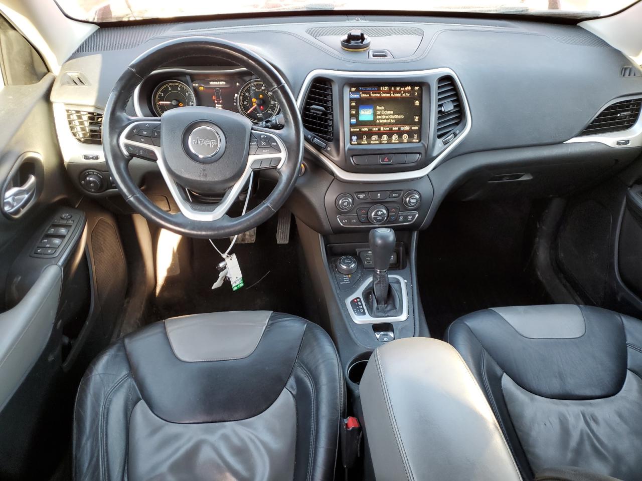 2014 Jeep Grand Cherokee - Image 8