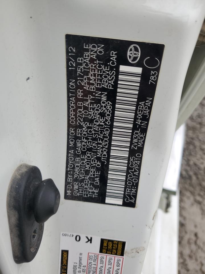 2013 Toyota Prius - Image 14
