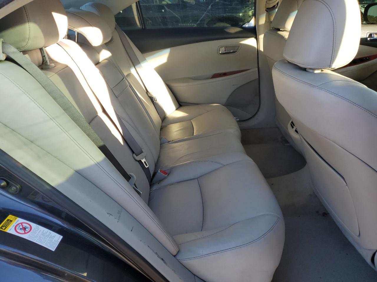 2007 Lexus ES - Image 10