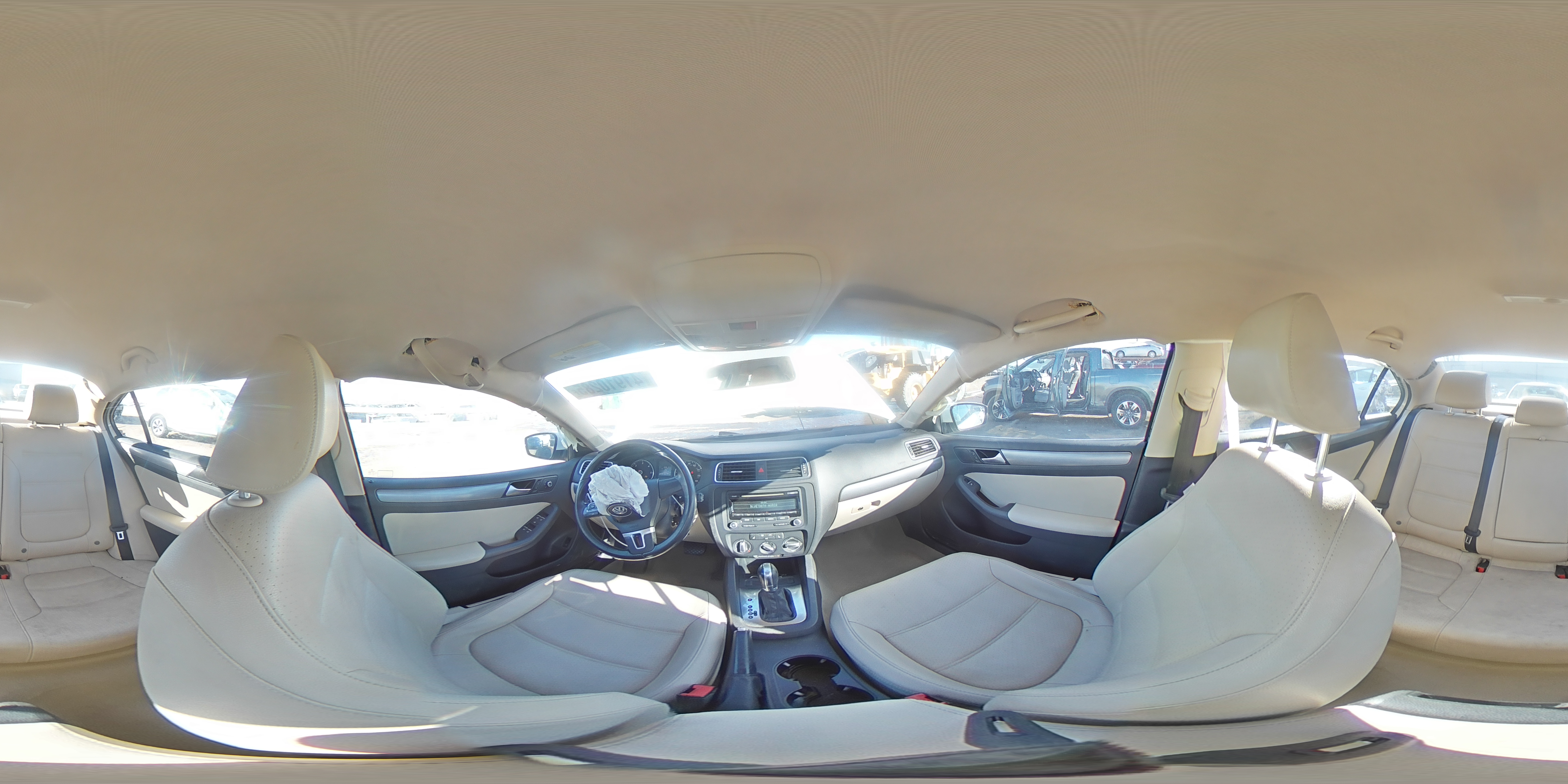 2014 Volkswagen Jetta - Image 14